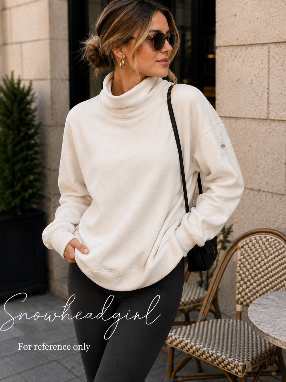 Alo Yoga Ivory Funnel Neck Fleece Sweatshirt Pullover - Oversized Size Small